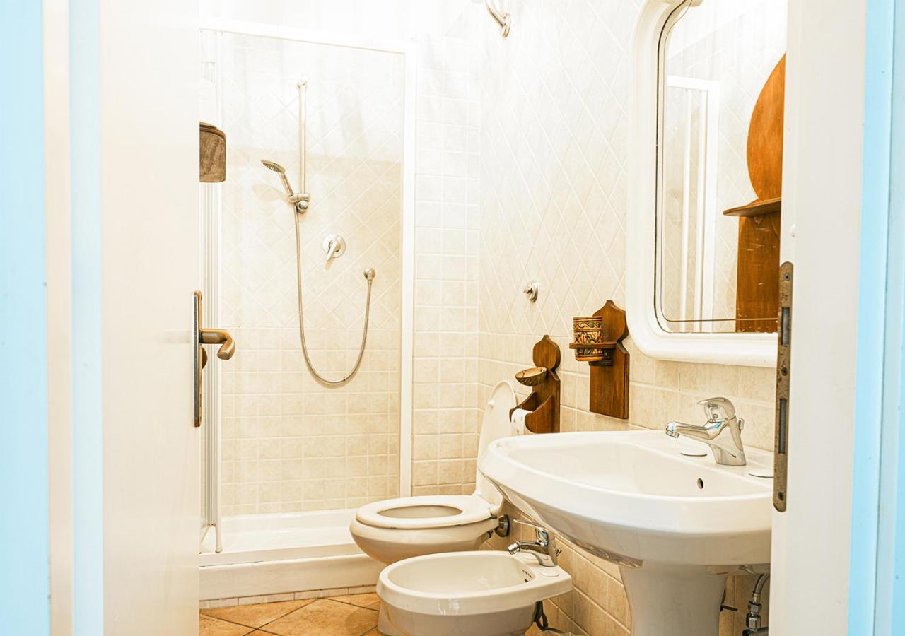 B&B Sinbad La Scialuppa Fregenae Bagian luar foto